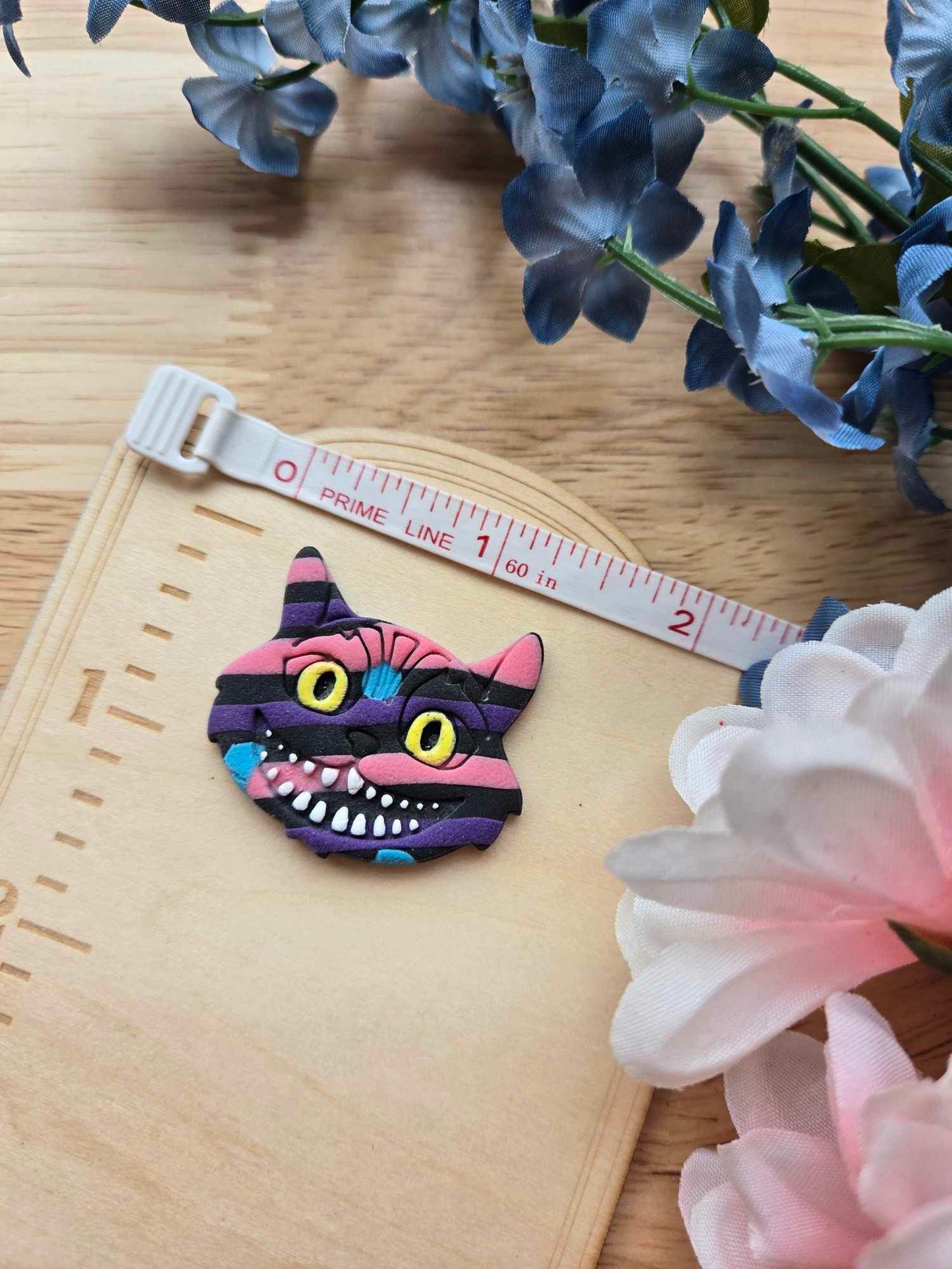 Cheshire Needle Minder