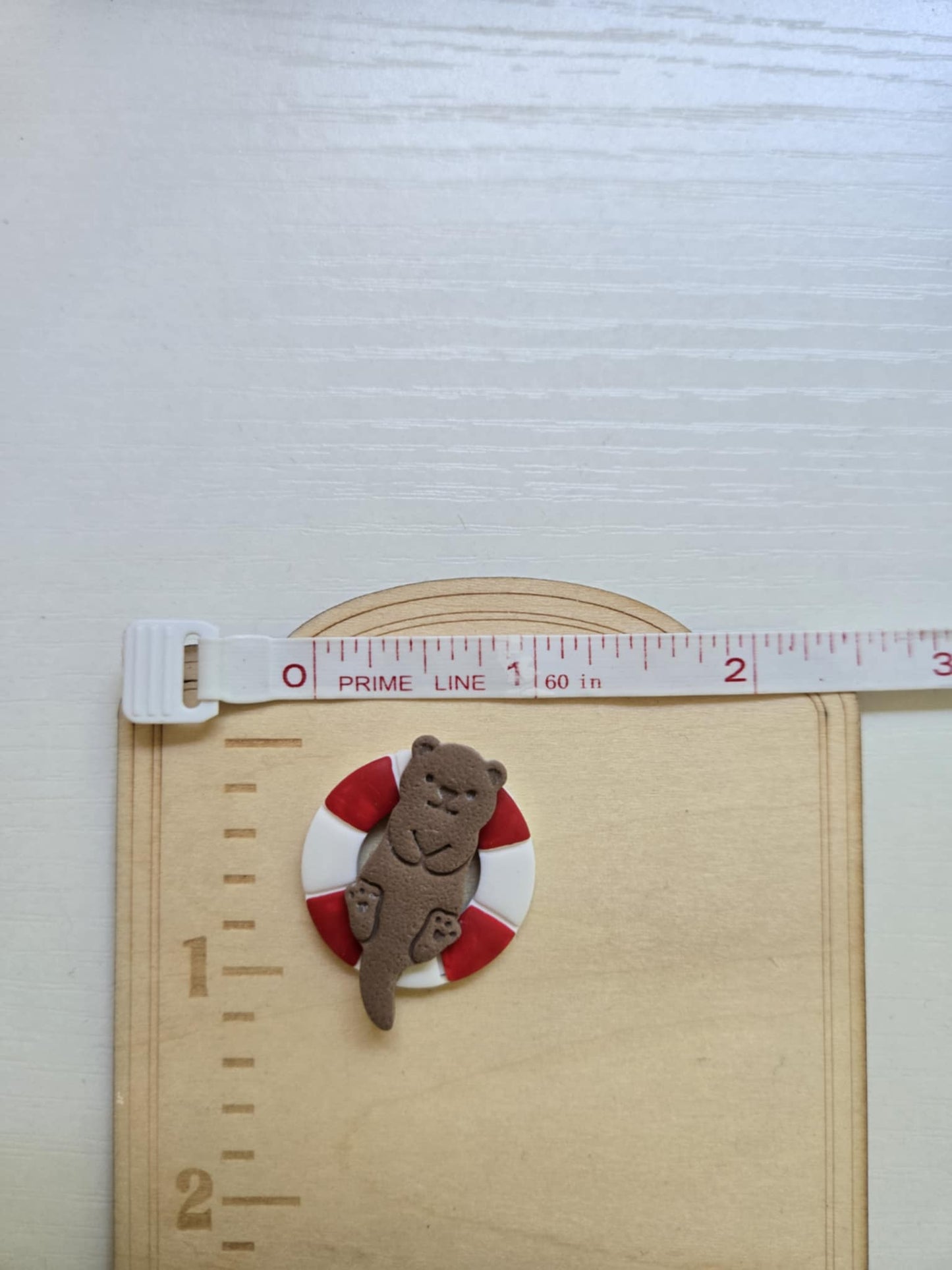 Otter with Floatie Needle Minder