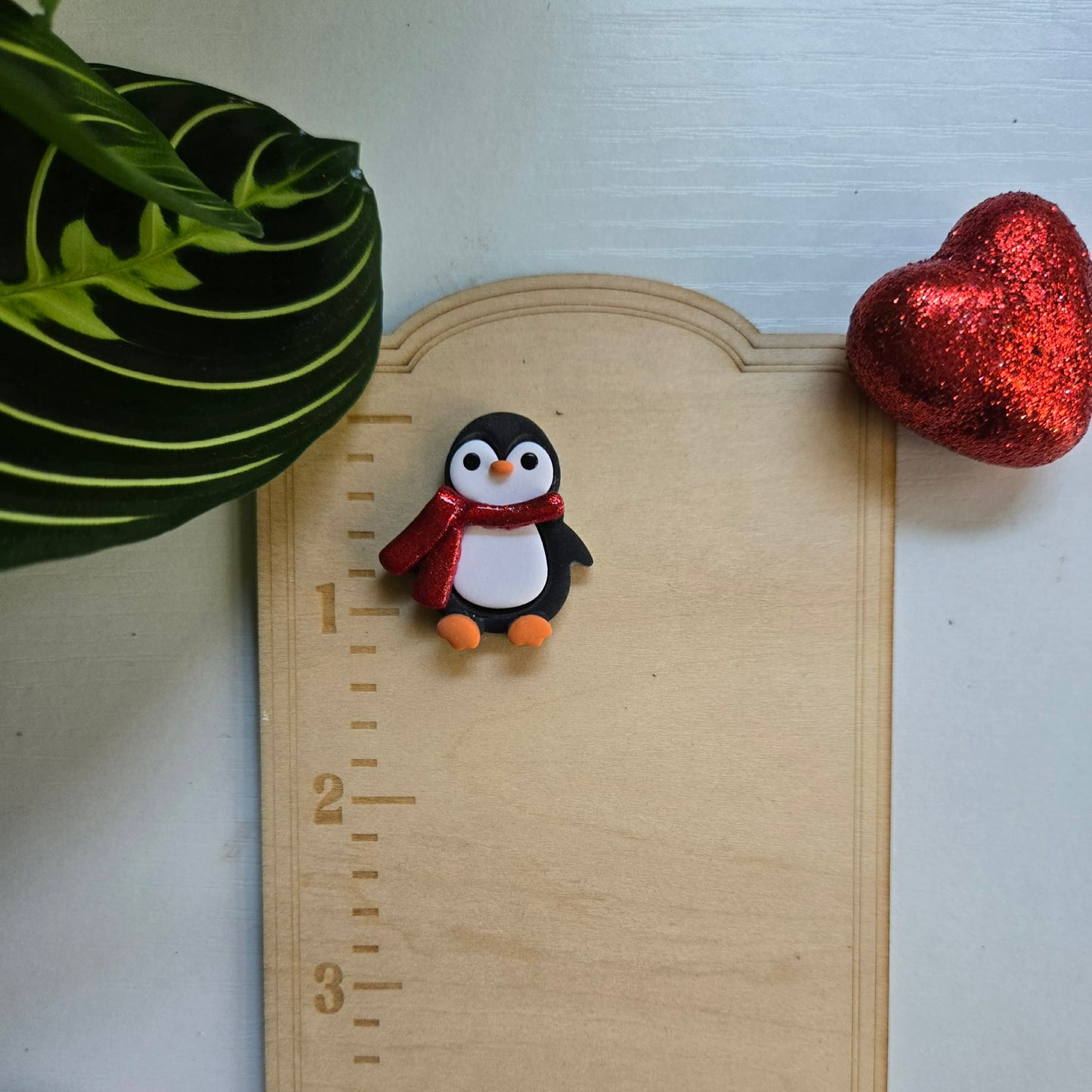 Penguin Needle Minder