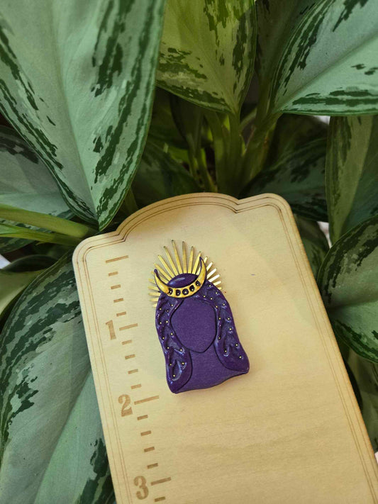 Moon Goddess Needle Minder