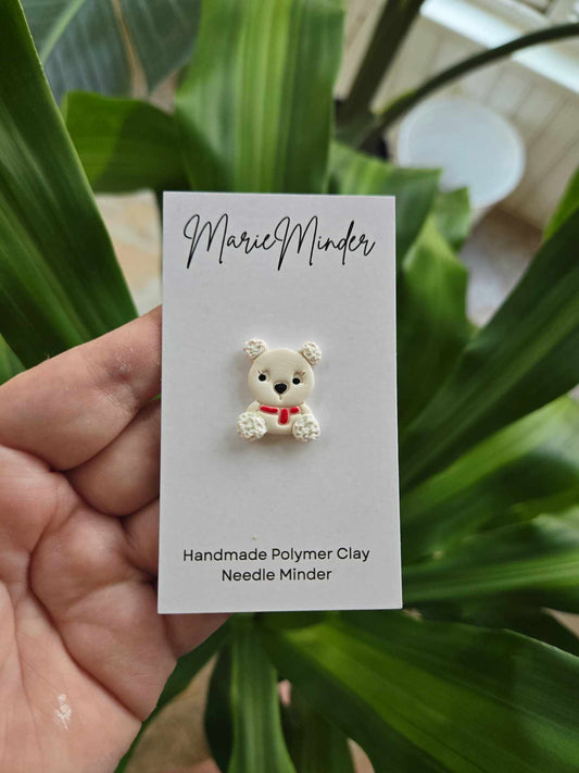 Polar Bear Needle Minder