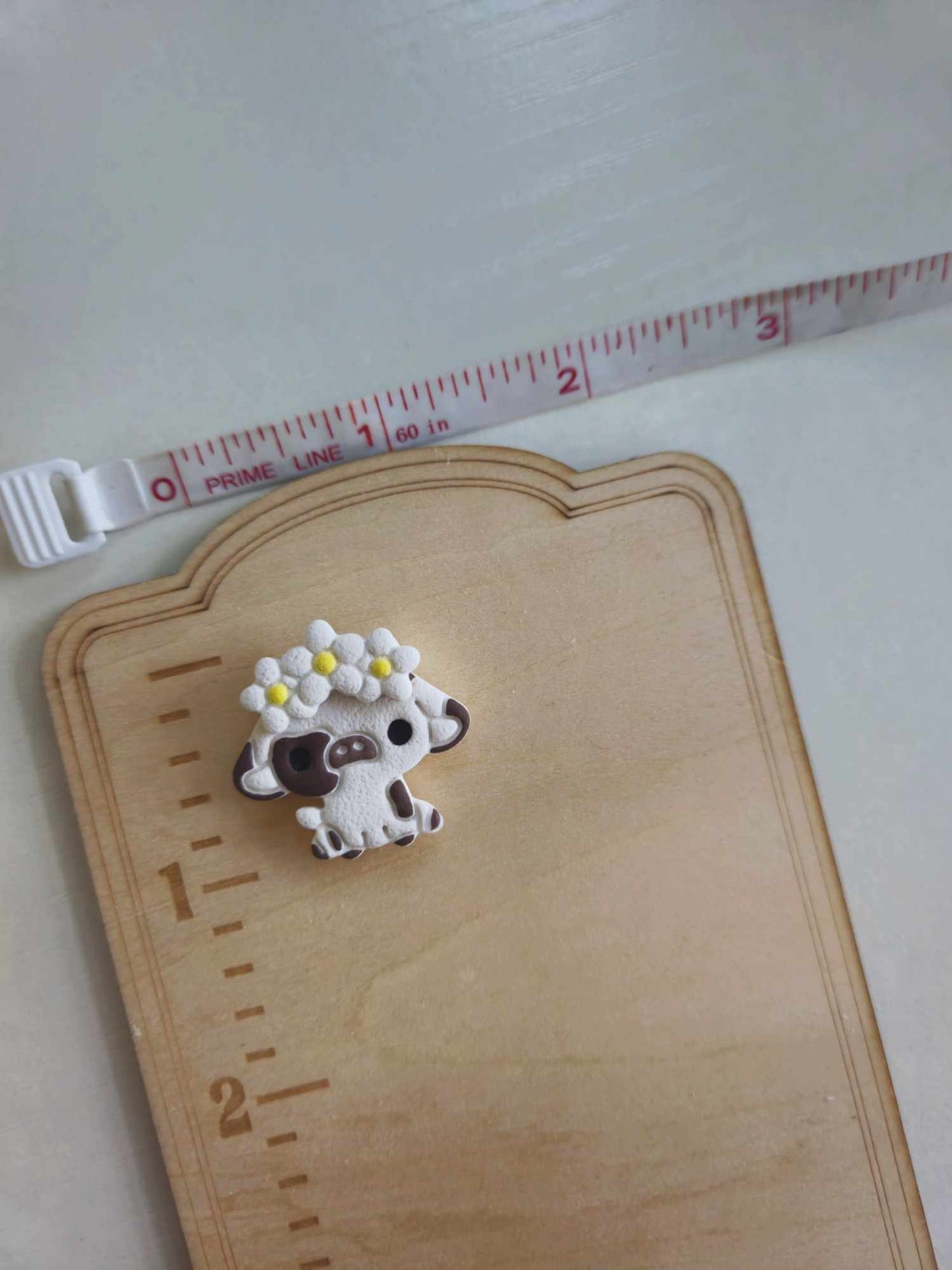 Flower Cow Needle Minder