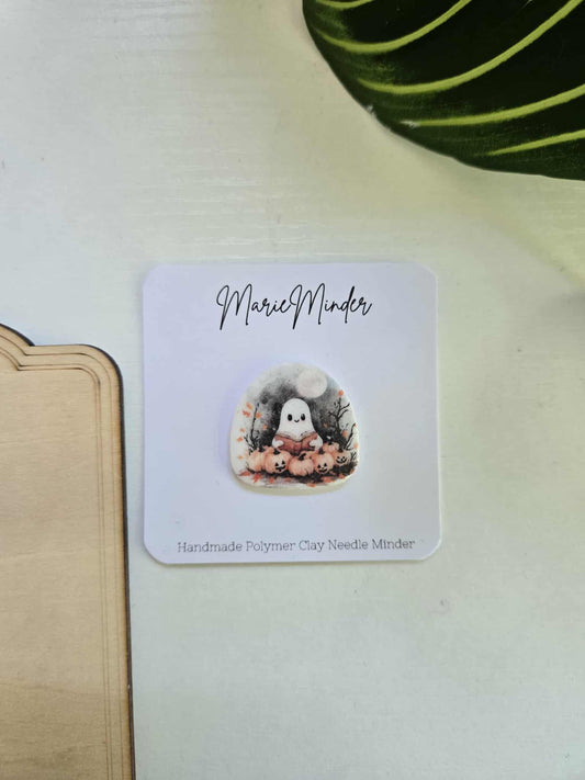 Ghost Reading Book Needle Minder
