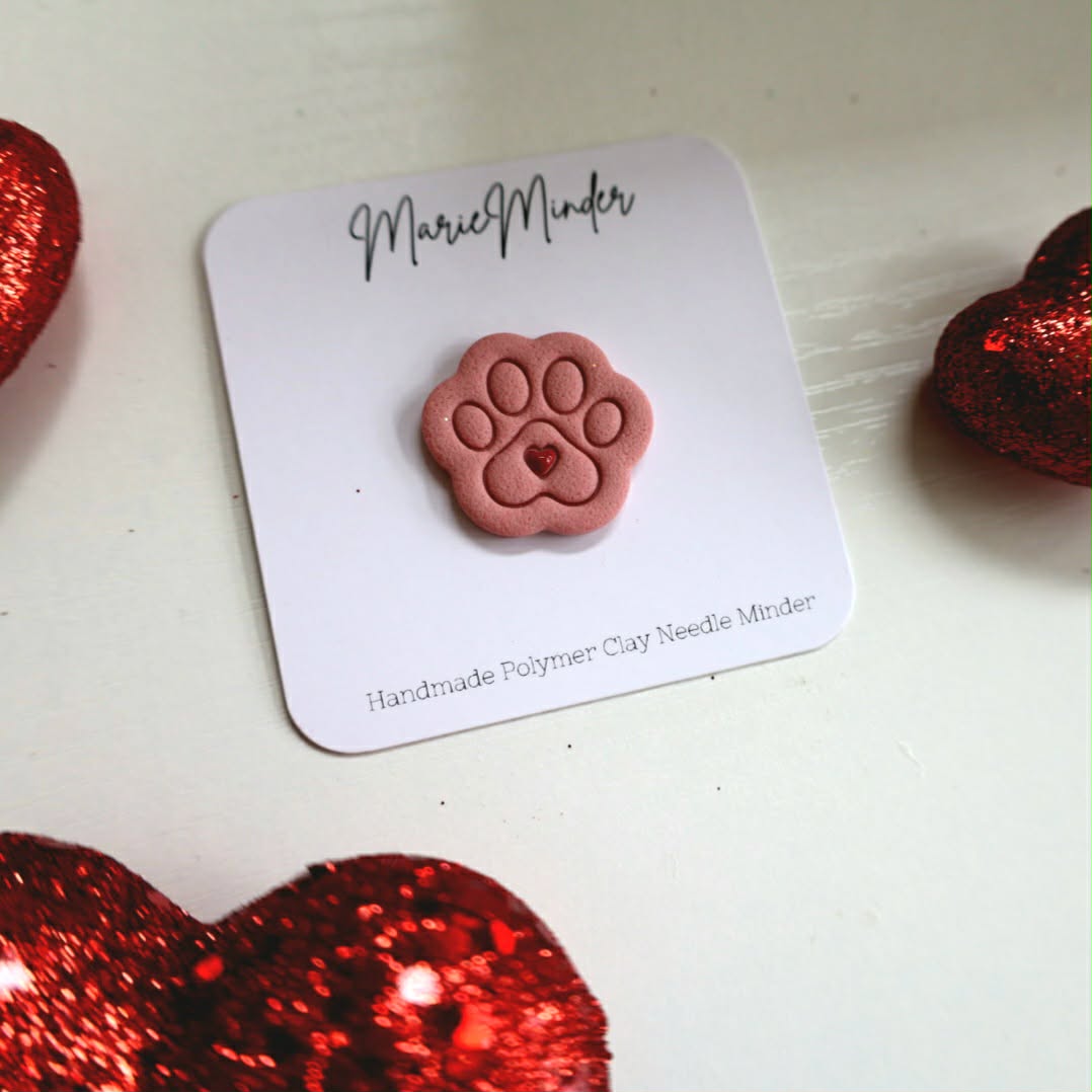 Pink Paw Print Needle Minder