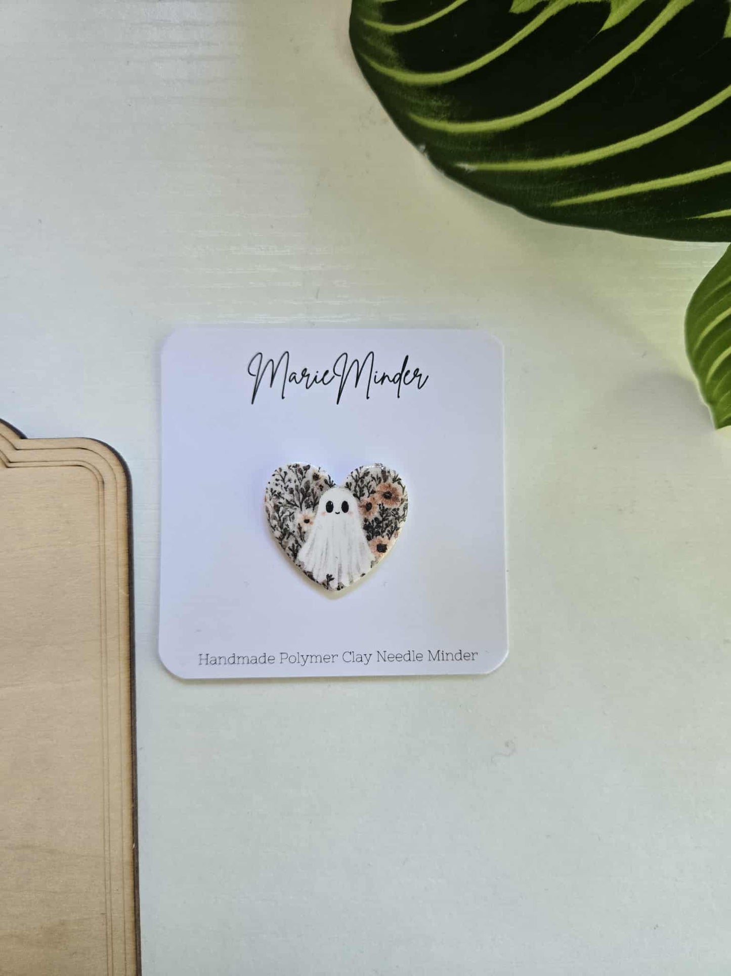 Ghost Heart Needle Minder