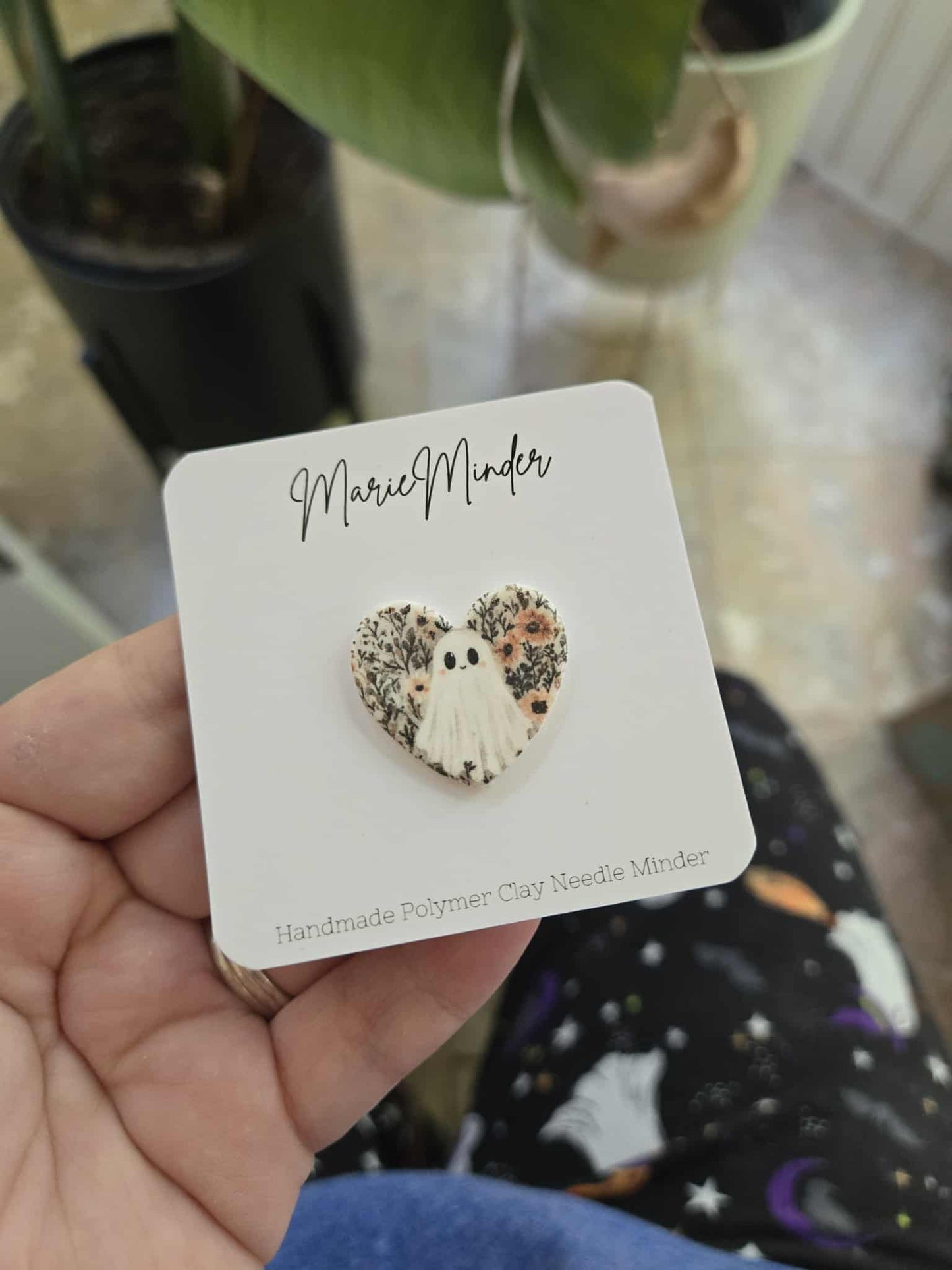 Ghost Heart Needle Minder